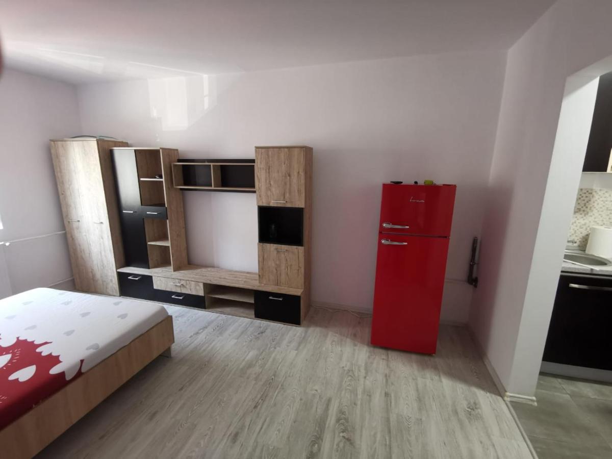 Appartamento Bmw Studio Bucarest Esterno foto